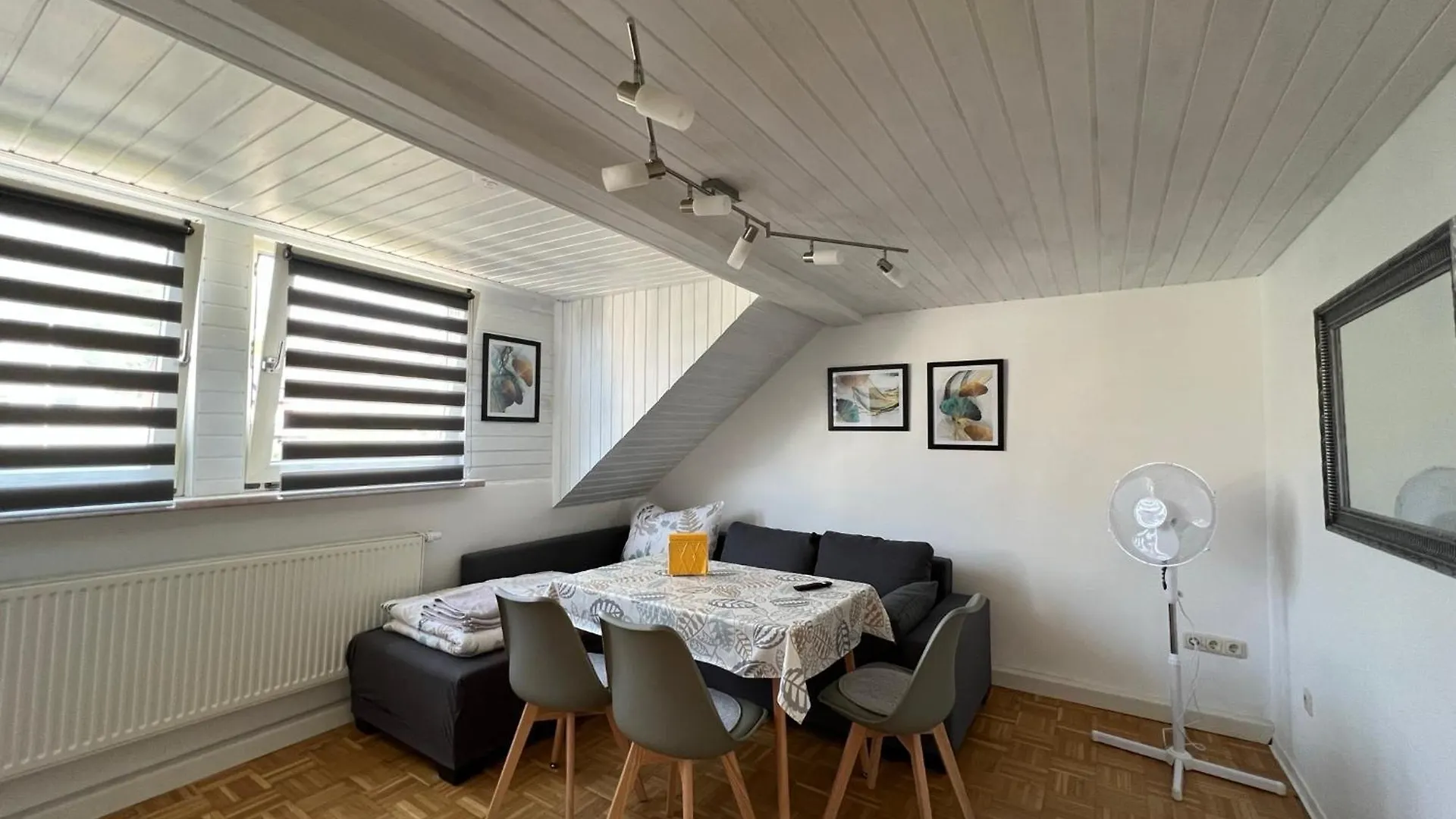 Apartmán Ferienwohnungen Yanev- Hof Hof